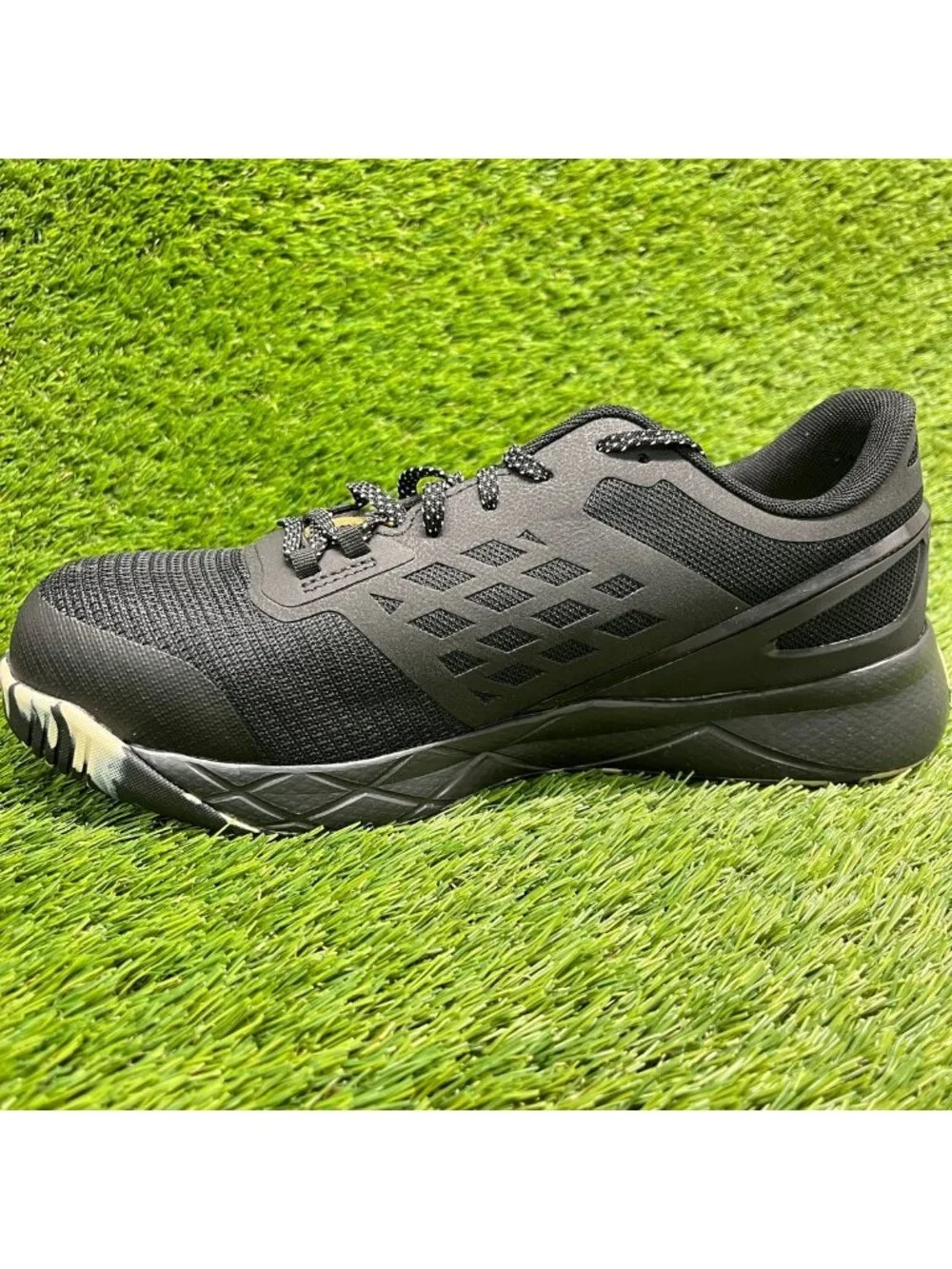 Reebok Nanoflex TR Womens Size 10.5D Black Beige Composite Toe Safety Work Shoes